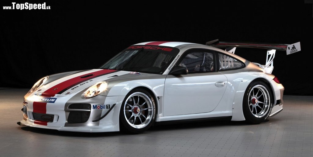 Porsche 911 GT3 R je skutočne ostré náradie. A len na uzavretý okruh...