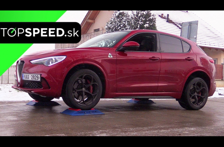 ALFA ROMEO STELVIO 4X4 TEST