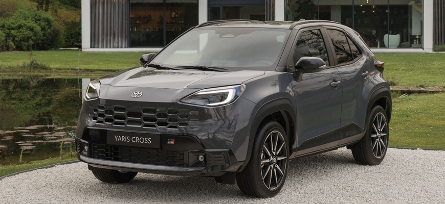 Toyota Yaris Cross po facelifte: nová tvár a na niektorých trhoch strata základného hybridu