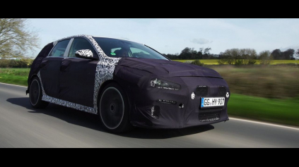 HYUNDAI I30 N DOSTANE DVOJLITER S VÝKONOM OKOLO 260 KONÍ