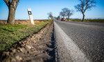 Inovácia na cestách BSK. pružné dopravné stĺpiky šetria čas aj peniaze