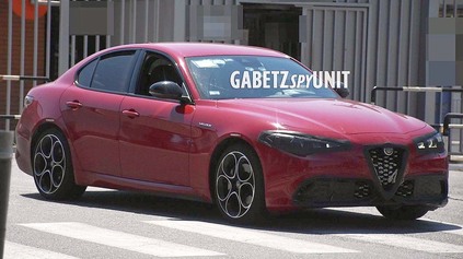 ALFA ROMEO GIULIA FACELIFTOM ZAMASKUJE FAKT, ŽE NEDORAZÍ NOVÁ GENERÁCIA