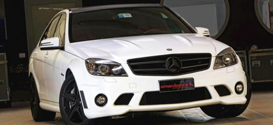 Mercedes C63 AMG WhiteStorm Romeo Ferraris