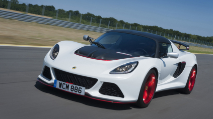 Lotus Exige 360 Cup, to je 360 k a 42 kg prítlaku už pri 160 km/h