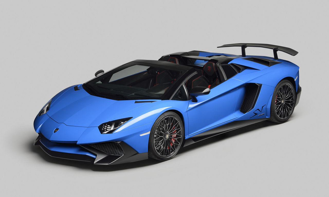 Lamborghini Aventador SV Roadster