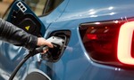 Daň za auto 450 eur ročne? Zaplatia ju aj Slováci?