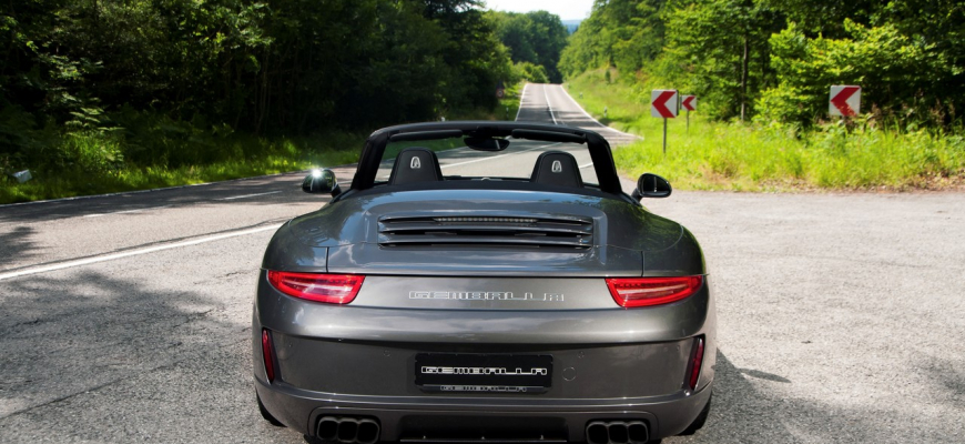 Porsche 911 Carrera S Cabriolet s poriadne drahým mejkapom