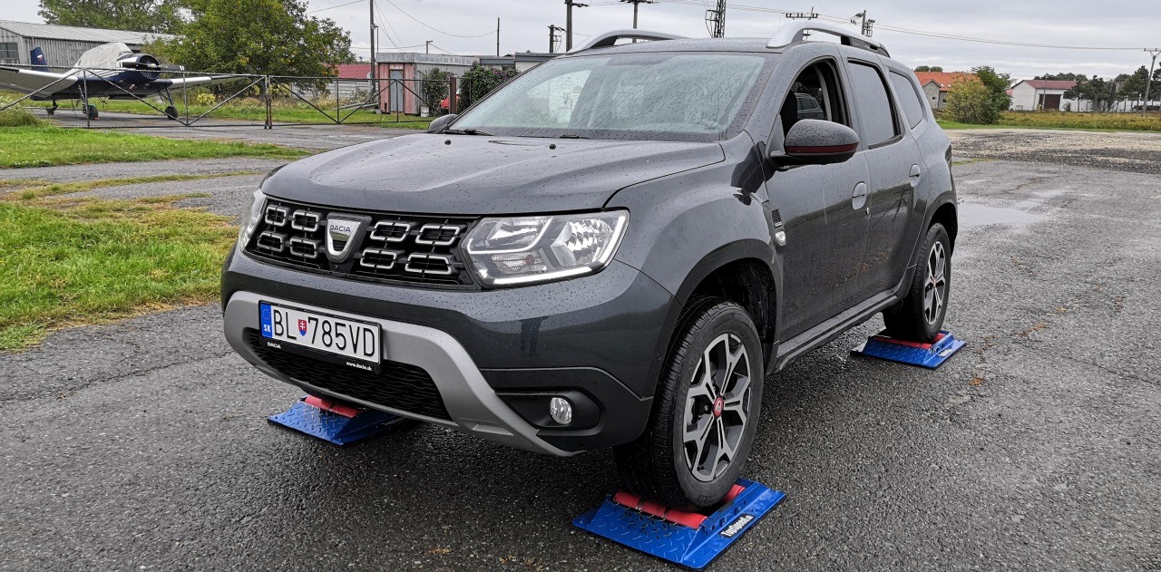  Dacia  Duster  4x4  test TopSpeed sk