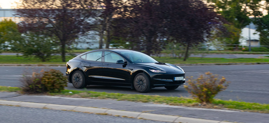 Test Tesla Model 3 Standard Range: nemý Knight Rider