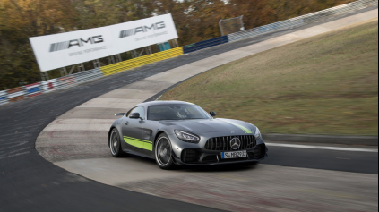 Mercedes AMG GT modernizovali a doplnili špičkovú verziu PRO