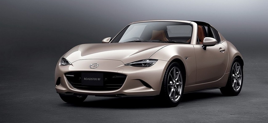 Mazda odhalila technický facelift MX-5. Auto vyzerá rovnako, v zákrutách je stabilnejšie