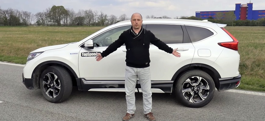 Taký hybrid ste nevideli. Honda CR-V test podrobne predstaví netradičnú koncepciu