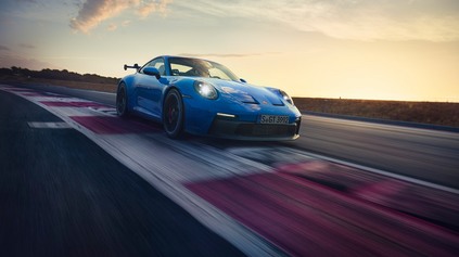 PORSCHE 911 GT3 STÁLE PONÚKNE MANUÁL, ATMOSFÉRU A SUPERŠPORTOVÉ JAZDNÉ VÝKONY