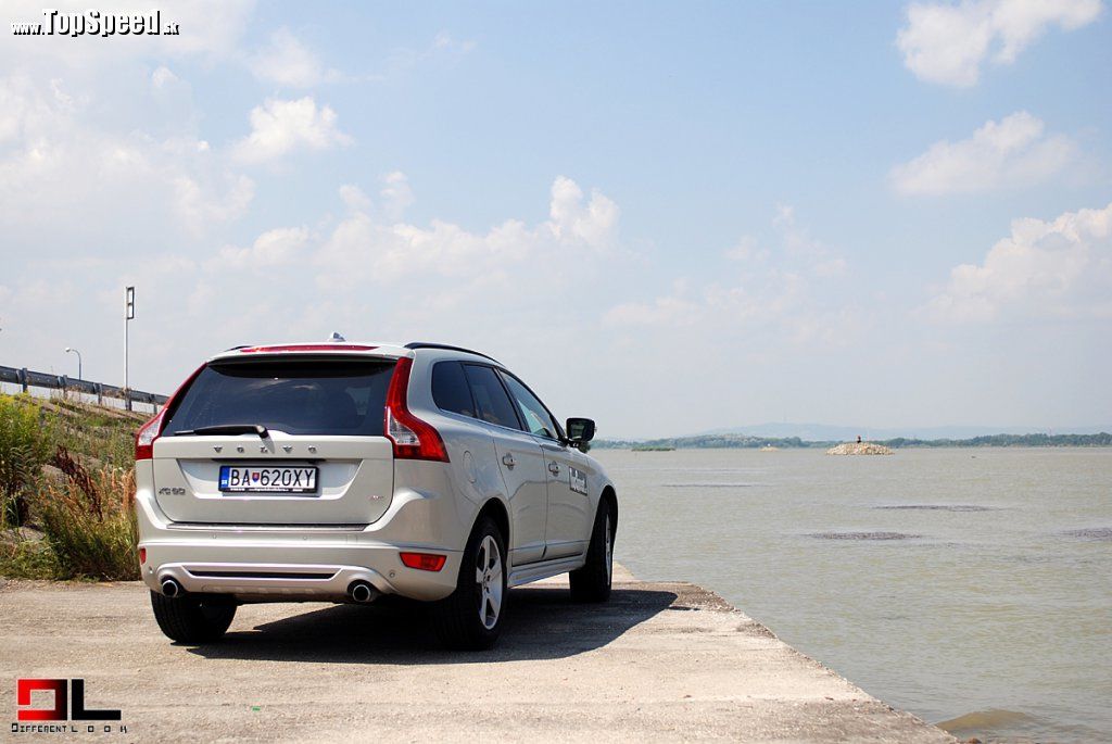 Volvo XC60 s R-design je mimoriadne sexi