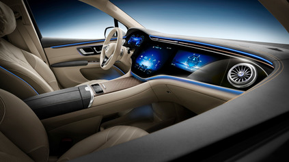 Mercedes-Benz ukázal interiér luxusného elektrického SUV pre 7 pasažierov