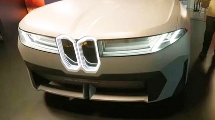 Nemcom unikla prvá fotka nástupcu BMW iX3. Toto je nové BMW Vision Neue Klasse SUV!