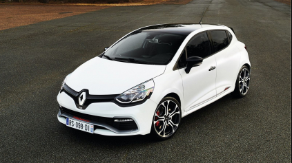 Renault Clio RS 220 EDC Trophy je výkonnejšie, rýchlejšie a tvrdšie