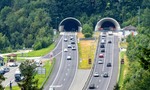Zatvorený najväčší tunel u susedov: Dlhé mesiace budú nutné obchádzky, ovplyvní to letné dovolenky