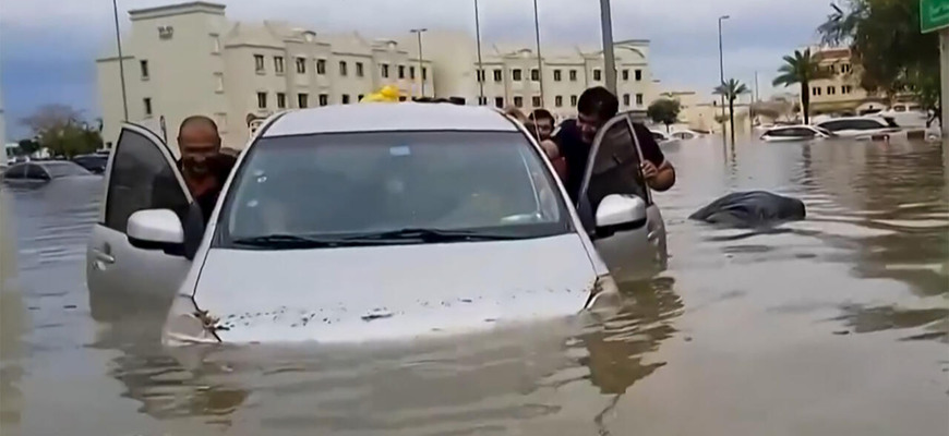 Záplavy v Dubaji ochromili dopravu: Hlásia nové dianie, najväčšia diaľnica bola pod vodou