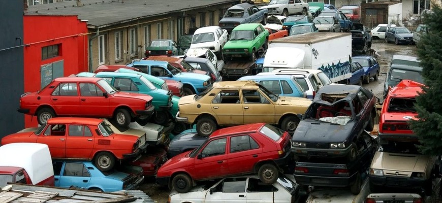 Šrotovné bol podvod na motoristov. Neušetril nikto, zaplatili aj tí, čo nechceli.