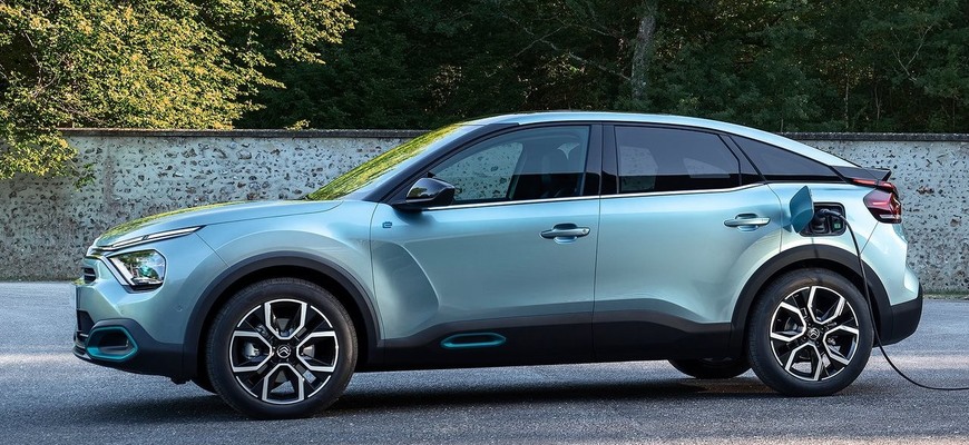 Citroën C4 2021 oficiálne. Francúzi prekvapili