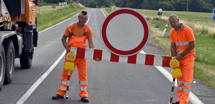 Opravu dôležitej cesty na východe stopli. Chýbajú vraj peniaze, eurofondy nestíhame čerpať