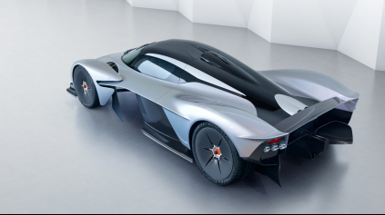 ASTON MARTIN VALKYRIE DOSTÁVA REÁLNU PODOBU