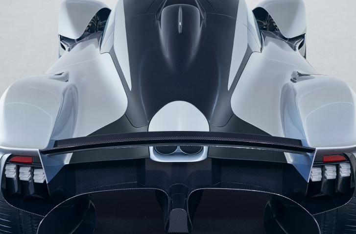Aston Martin Valkyrie dostáva reálnu podobu
