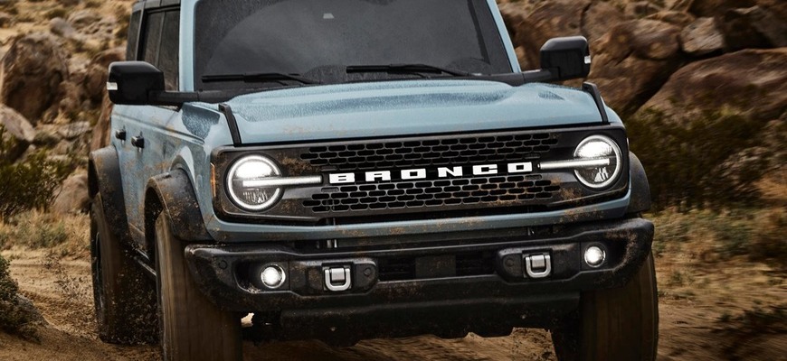 Prečo nemá Ford Bronco 2021 modré logo Fordu? Dôvody hľadajte v minulosti