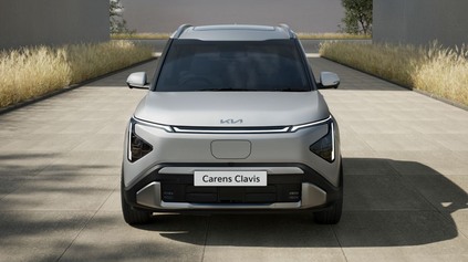 KIA CARENS JE SPÄŤ! AKURÁT V INEJ PODOBE, AKO KEDYSI, ODTERAZ JE Z NEJ ELEKTRICKÉ SUV