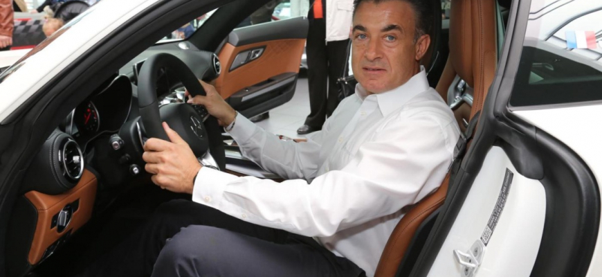 Jean Alesi má v Nemecku za +60 km/h pokutu 1000 € a 2 mesiace zákaz