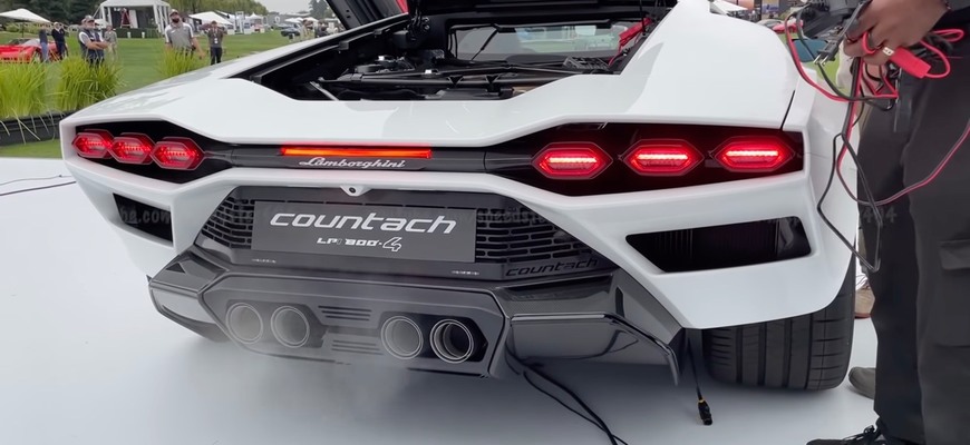 Vypočujte si novú hybridnú V12 Lamborghini Countach