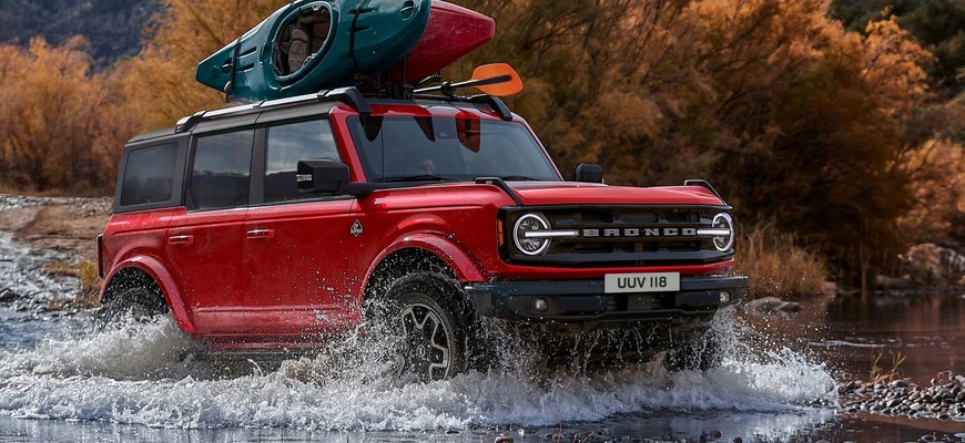 Ford Bronco má konečne slovenské ceny. Šesťvalec, 335 koní a pohon 4x4 dostanete v základe