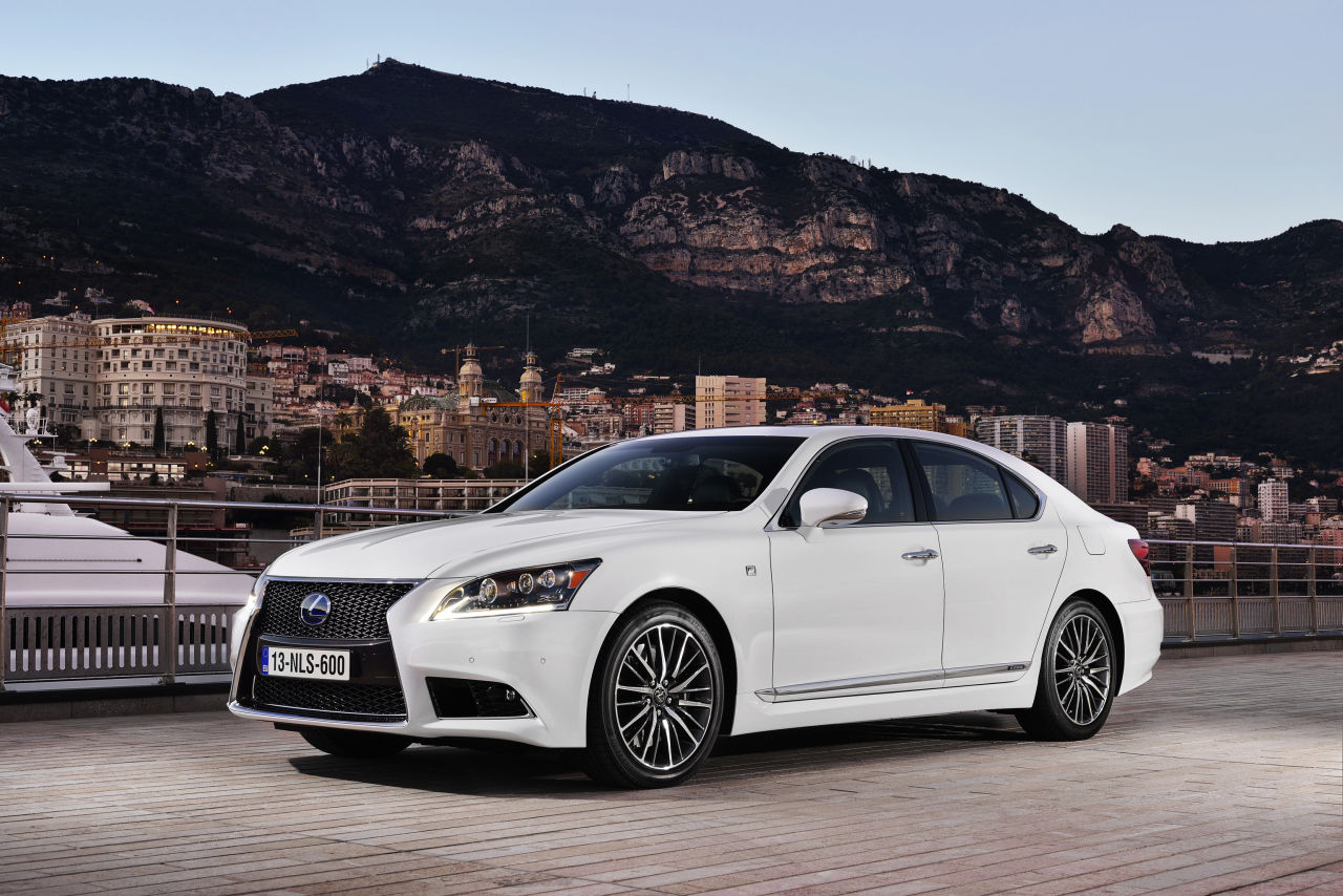 Lexus LS F-Sport