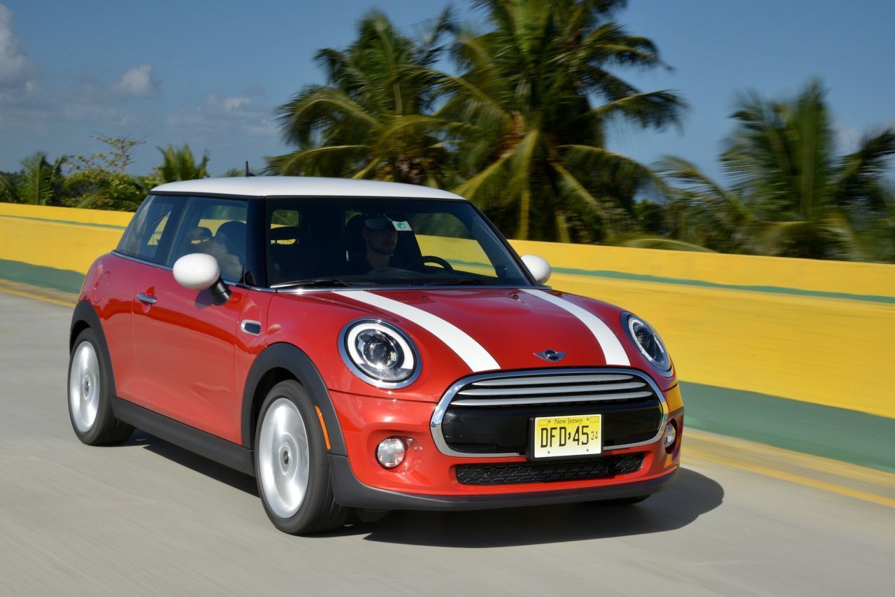 Mini Cooper je piate najpredavanejsie europske auto v USA