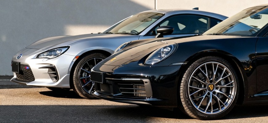 Najpredávanejšie športové auto roka 2024? Jedno vládne svetu, v našom regióne boduje iný model