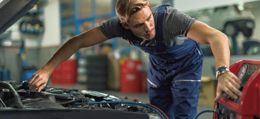 Chladivo R134a vraj Brusel zakáže. Bude servis klímy 10-ročného auta stáť majland?