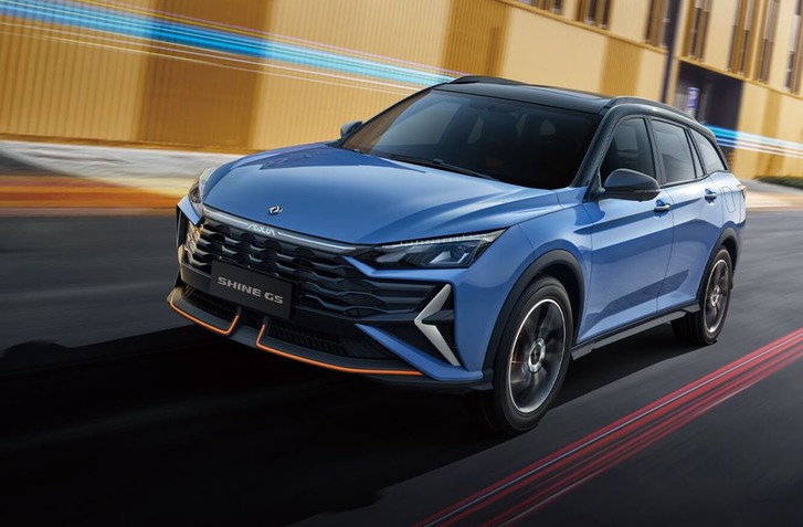 EURÓPSKA PREMIÉRA CROSSOVERU DONGFENG SHINE GS BOLA V NITRE. STOJÍ MENEJ AKO 20 TISÍC EUR!