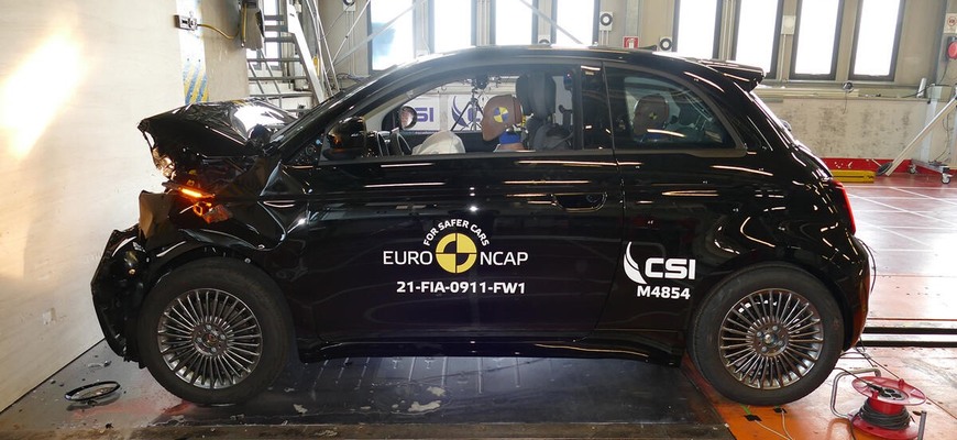 Šéf Fiatu spochybňuje Euro NCAP. Sú staršie autá menej bezpečné?