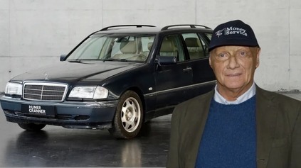 NIKI LAUDA JAZDIL NA OBYČAJNOM MERCEDESE. PO ROKOCH HO OBJAVILI NA RAKÚSKOM STATKU