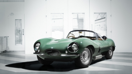 JAGUAR XKSS SA VRACIA PO 60 ROKOCH