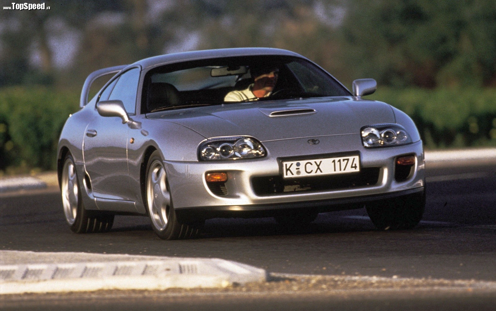 Ozajstná legenda medzi legendami - Toyota Supra mkIV.