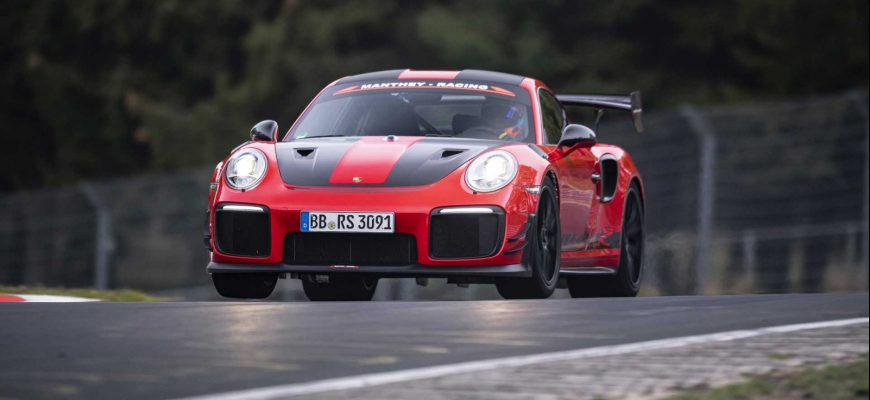 Úpravy Manthey Racing pre Porsche 911 GT2 RS stoja takmer 100-tisíc