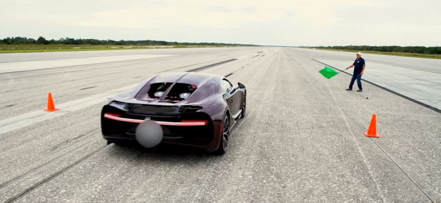 Bugatti Chiron pri 420 km/h znie ako stíhačka