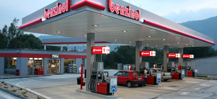 Čerpacie stanice Benzinol čaká veľká zmena. V pozadí stojí veľký hráč s palivami