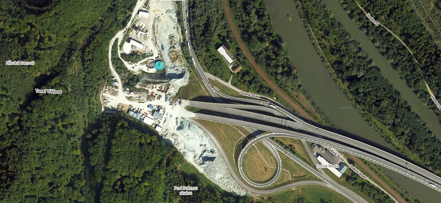 Ako sa dostať z tunela Višňové do Vrútok?