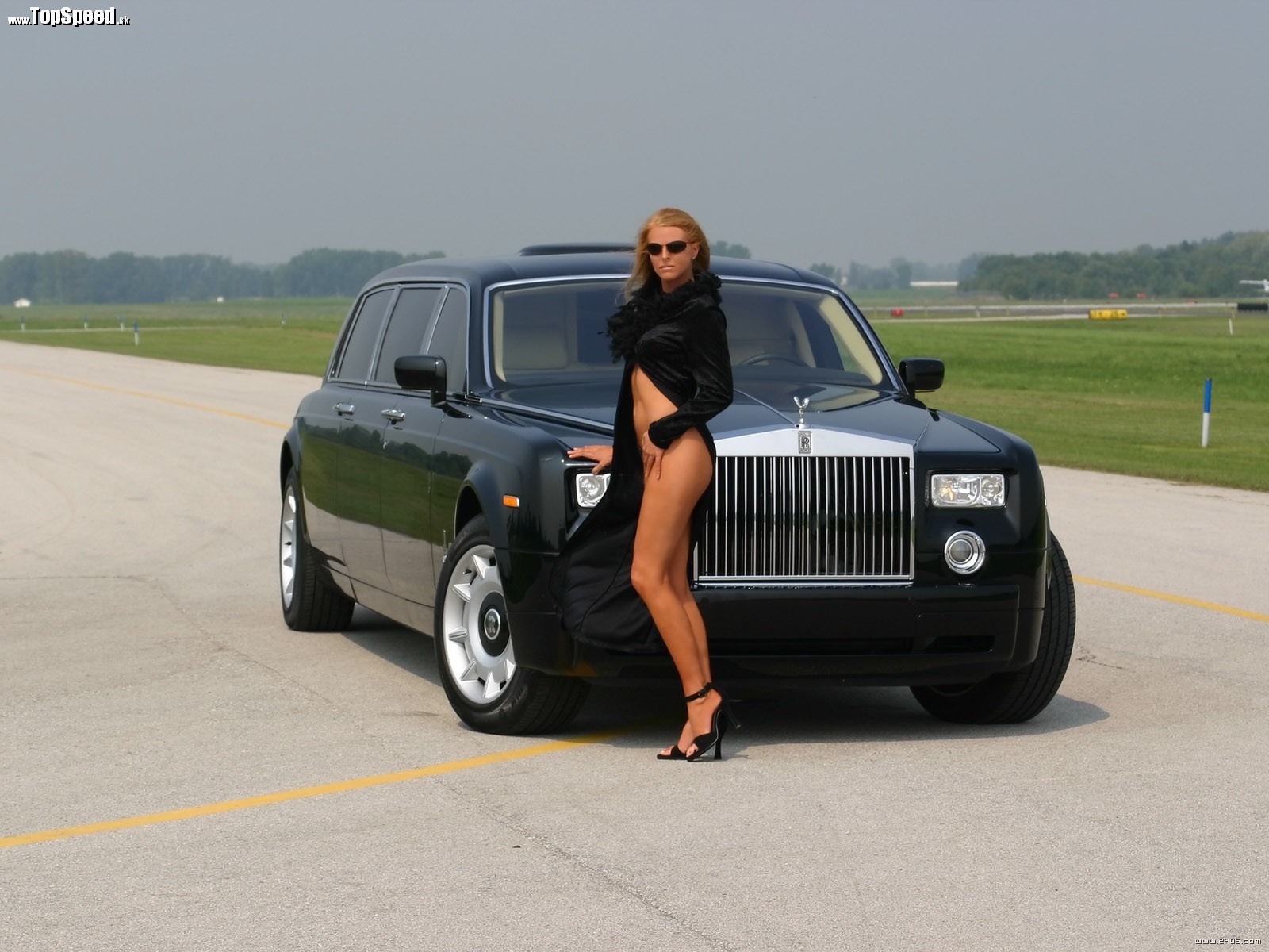Rolls Royce má svoju bohatú klientelu stále väčšiu a väčšiu.