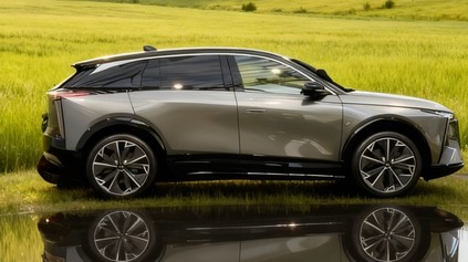 STELLANTIS NEUSTRÁŽIL VEĽKÚ NOVINKU: TU SÚ PRVÉ FOTKY NOVEJ GENERÁCIE DS N°7!