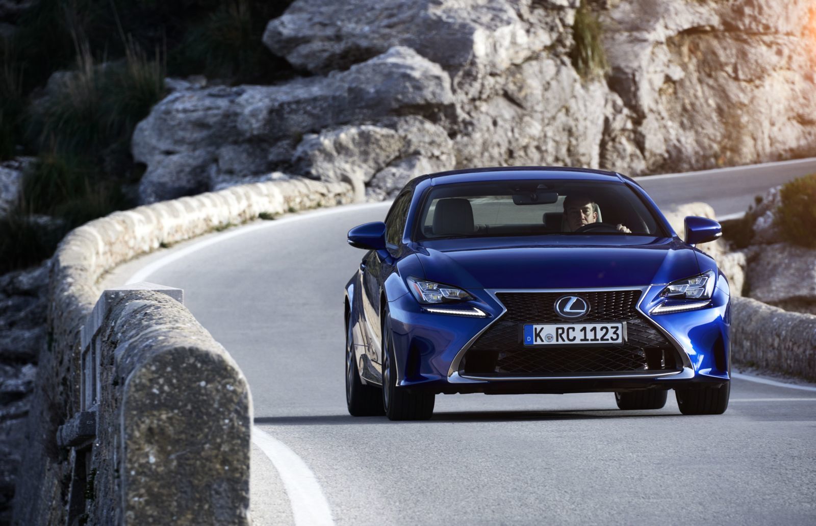 Lexus RC 200t a 300h