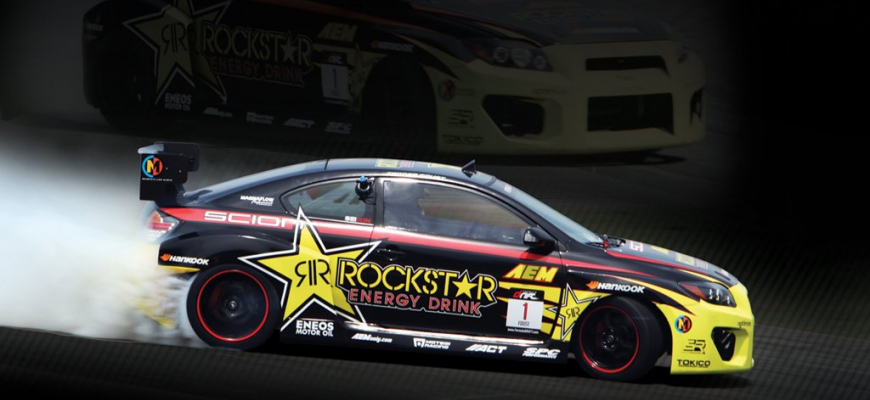 Video: Tanner Foust ukazuje svoj Scion tC